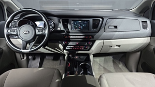 KIA CARNIVAL 2018