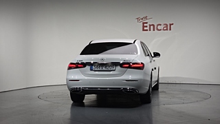 MERCEDES BENZ E-CLASS W213 2022