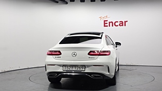 MERCEDES BENZ E-CLASS W213 2019