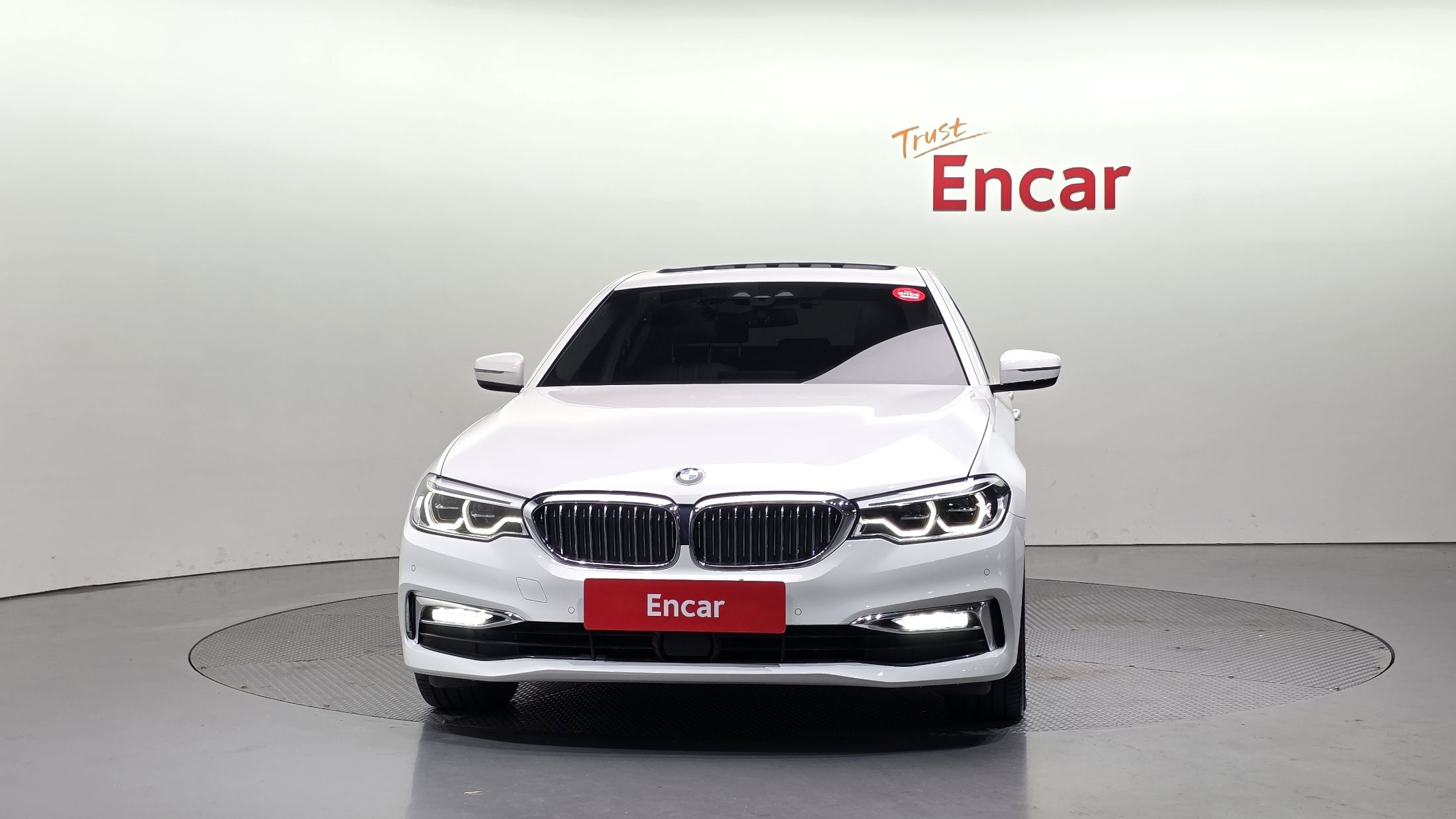 BMW 5-SERIES G30 2018