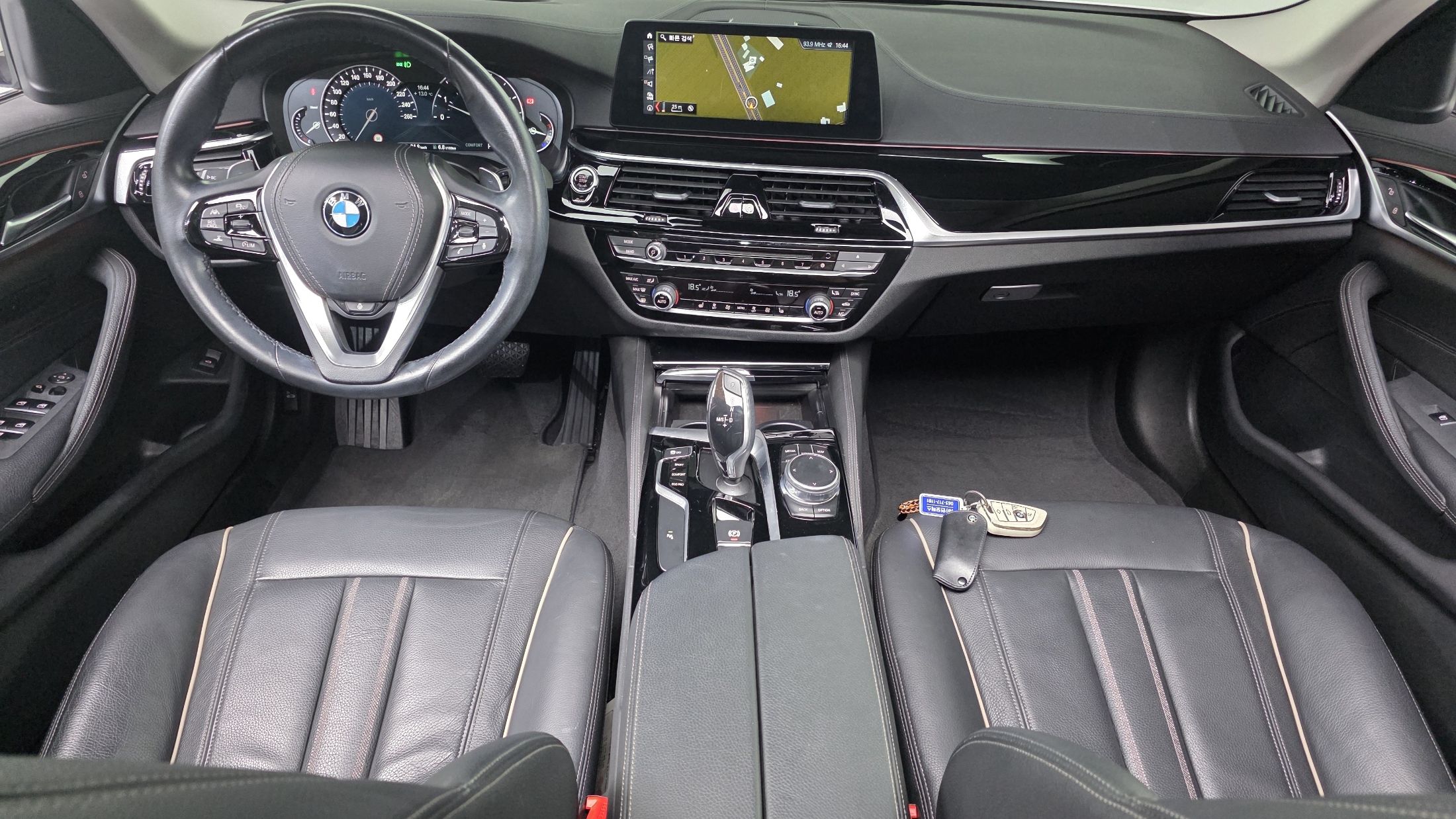 BMW 5-SERIES G30 2018