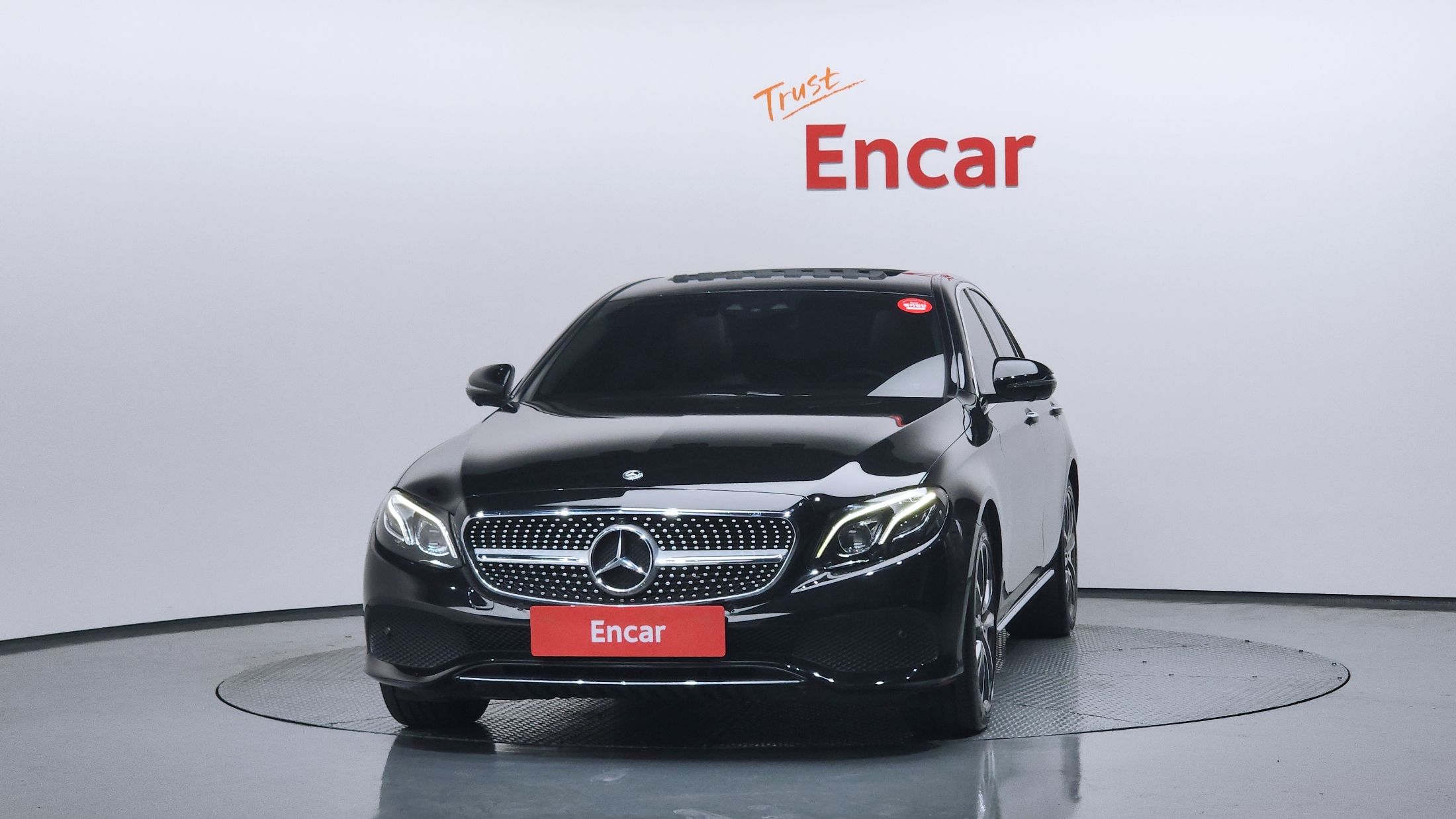 MERCEDES BENZ E-CLASS W213 2018