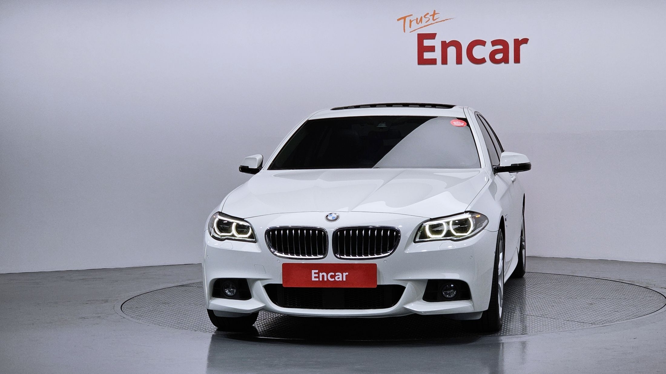 BMW 5-SERIES F10 2016