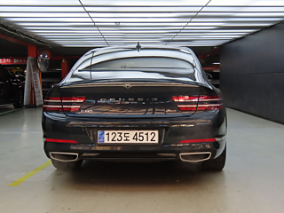 GENESIS G80 RG3 2021