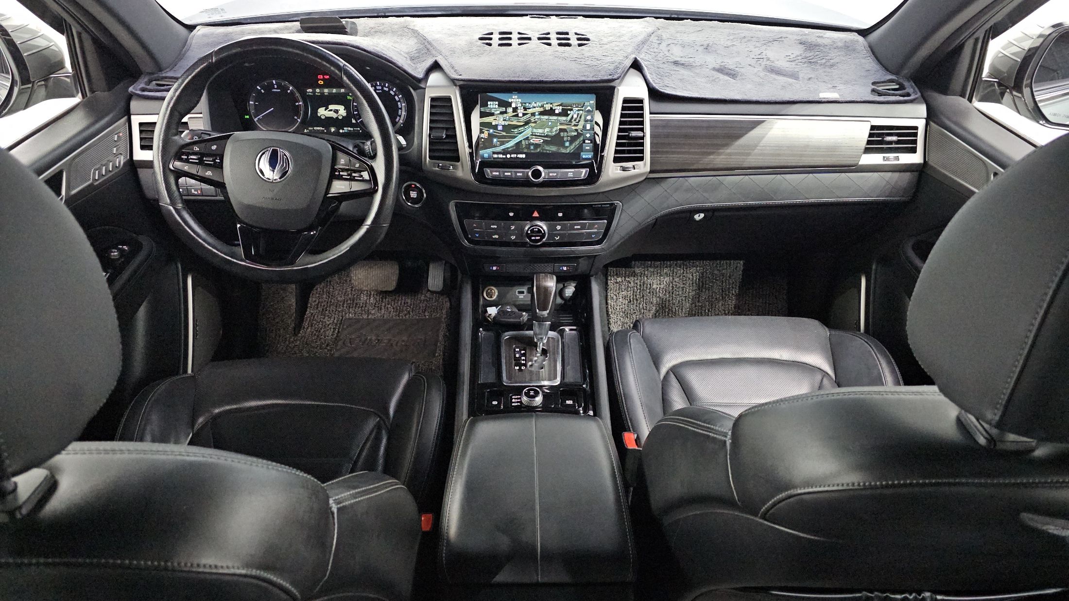 SSANGYONG REXTON G4 2017