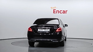 MERCEDES BENZ C-CLASS W205 2018