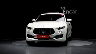MASERATI LEVANTE 2016
