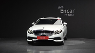 MERCEDES BENZ E-CLASS W213 2017