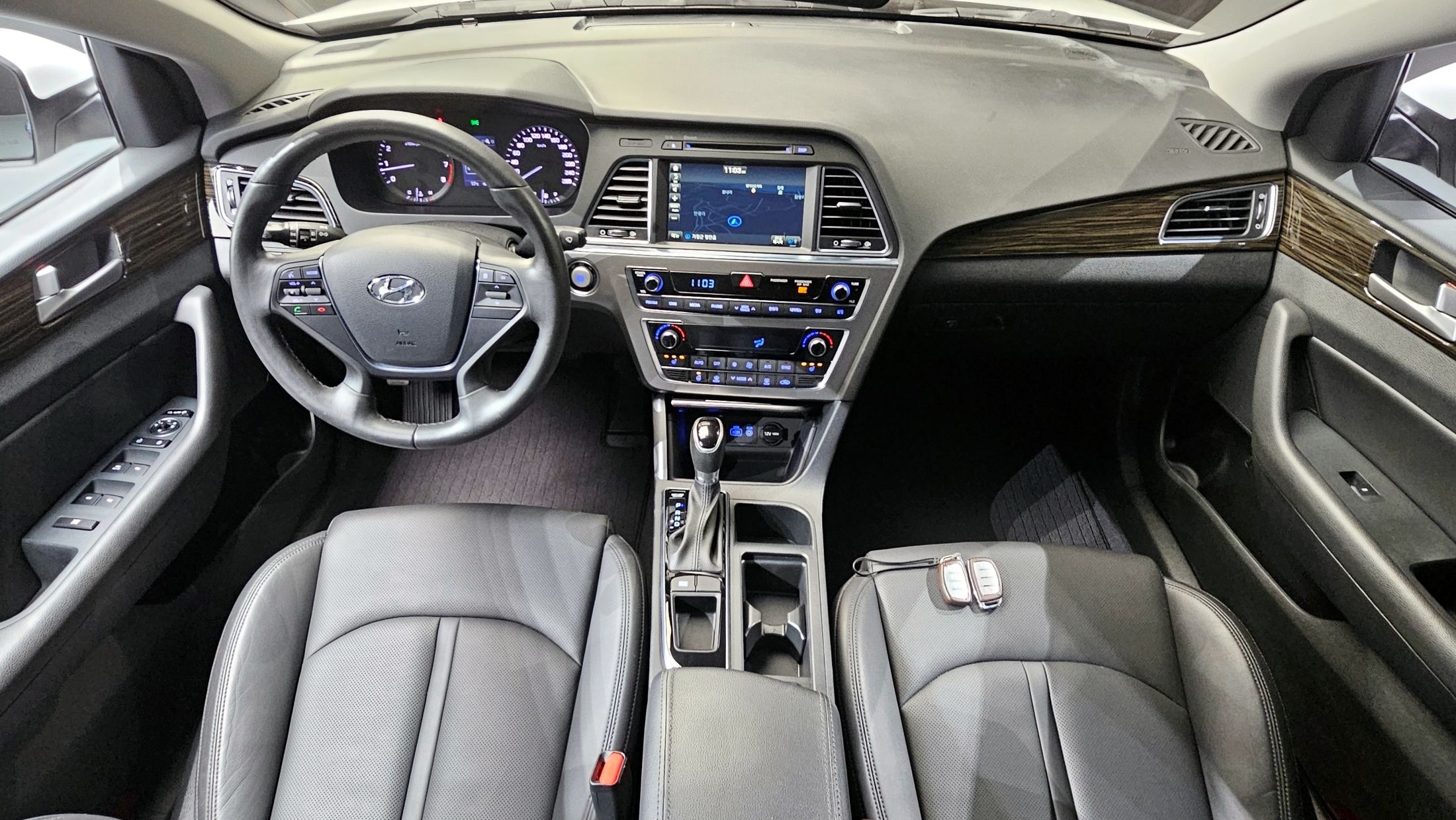 HYUNDAI SONATA LF 2016