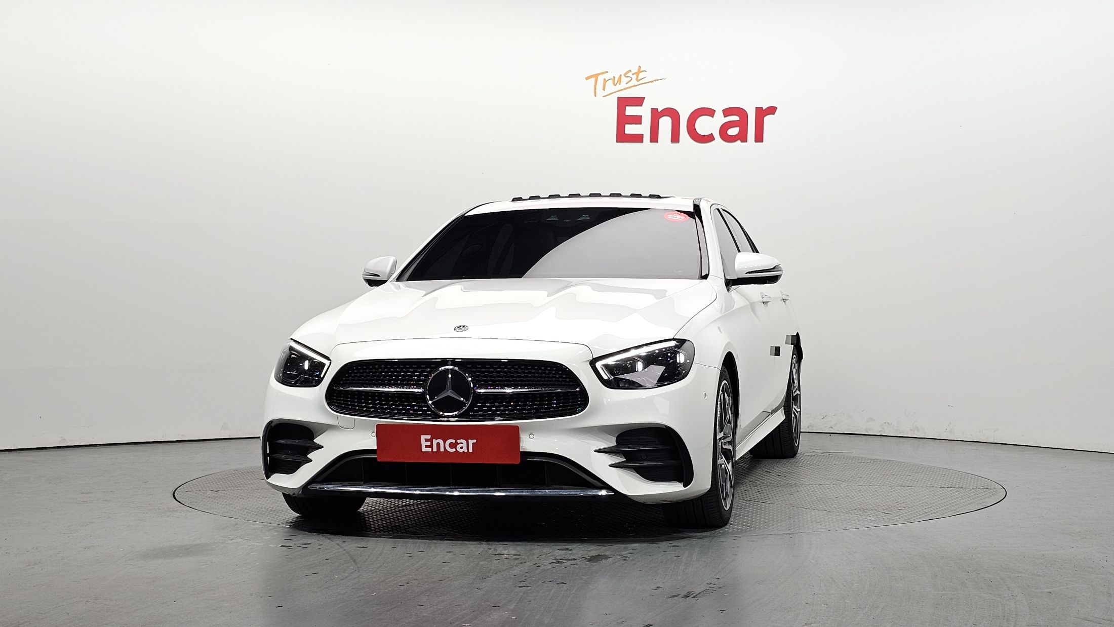 MERCEDES BENZ E-CLASS W213 2020