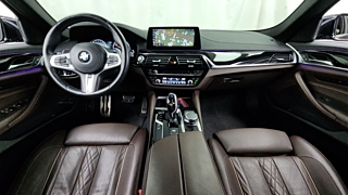 BMW 5-SERIES G30 2018