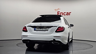 MERCEDES BENZ E-CLASS W213 2017