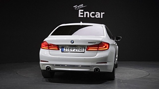 BMW 5-SERIES G30 2018