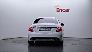 MERCEDES BENZ C-CLASS W205 2016