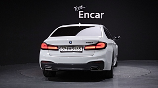 BMW 5-SERIES G30 2019