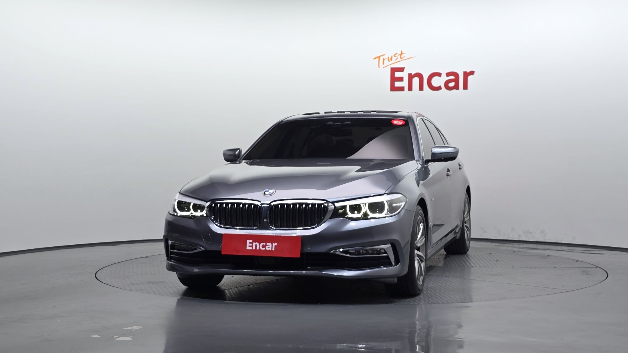 BMW 5-SERIES G30 2018