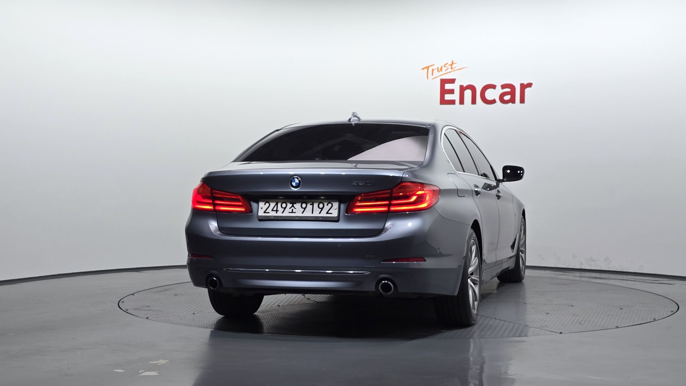 BMW 5-SERIES G30 2018