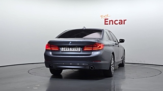 BMW 5-SERIES G30 2018