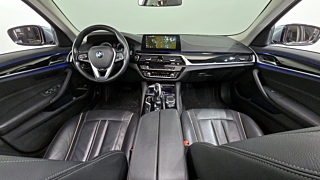 BMW 5-SERIES G30 2018