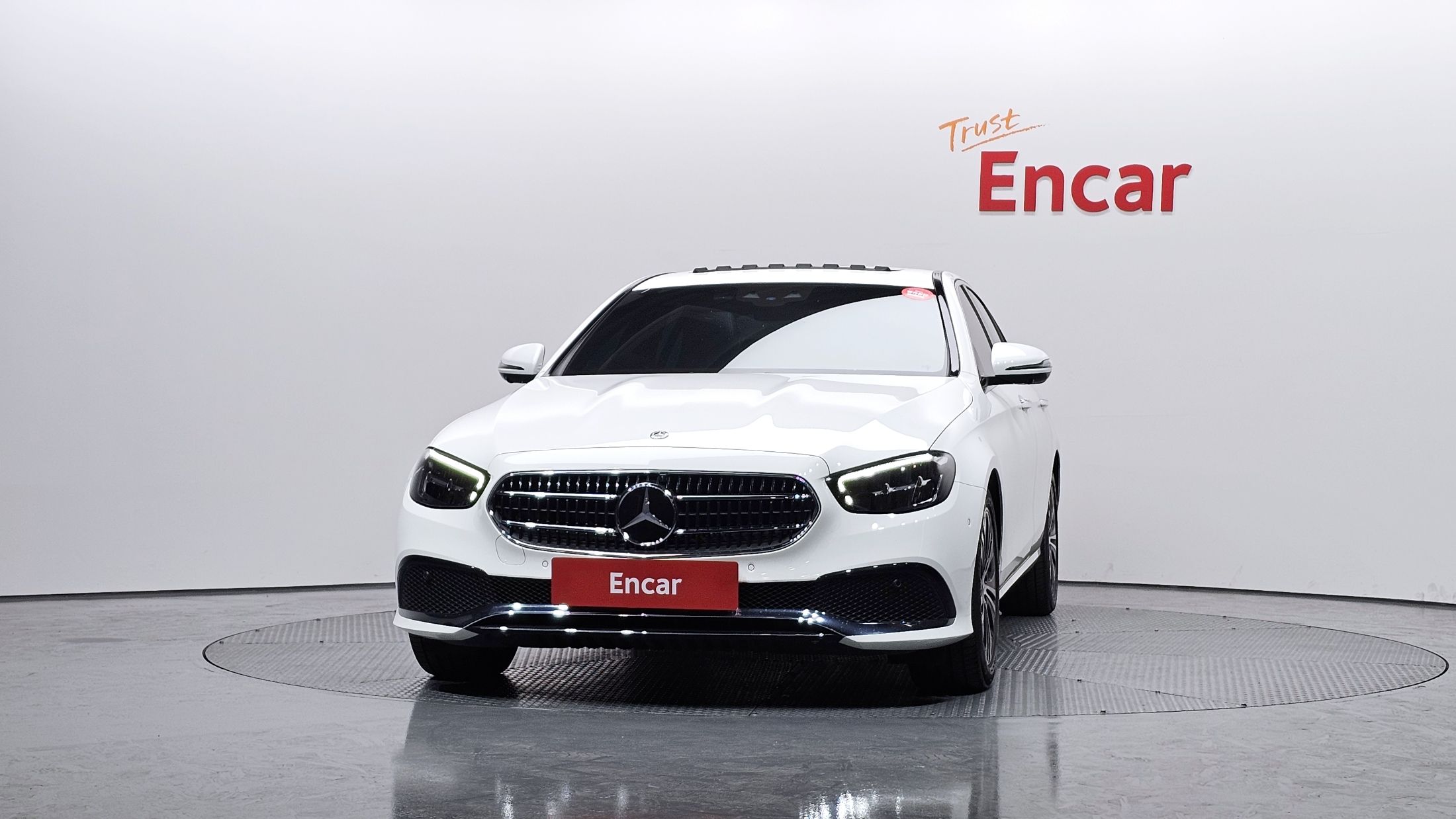 MERCEDES BENZ E-CLASS W213 2020