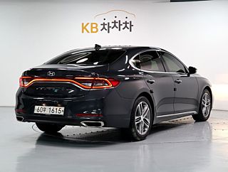 HYUNDAI GRANDEUR IG 2017