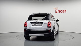 MINI COUNTRYMAN COOPER D 2018