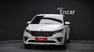 KIA CARNIVAL 2018