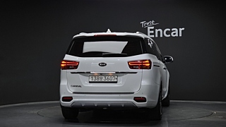 KIA CARNIVAL 2018