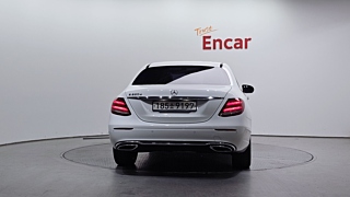 MERCEDES BENZ E-CLASS W213 2018