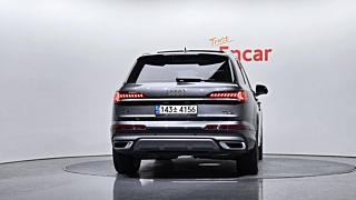 AUDI Q7 4M 2021