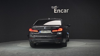 BMW 5-SERIES G30 2021