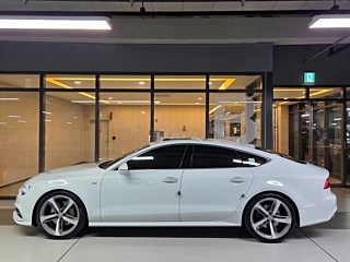 AUDI A7 2016