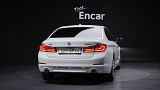 BMW 5-SERIES G30 2018