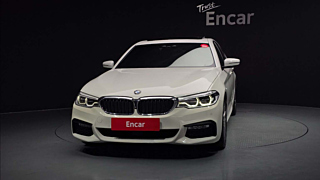 BMW 5-SERIES G30 2017