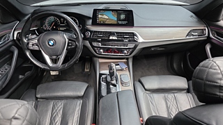 BMW 5-SERIES G30 2017