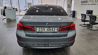 BMW 5-SERIES G30 2019