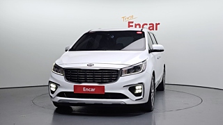 KIA CARNIVAL 2018