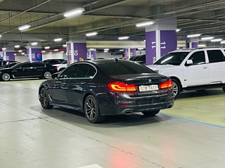 BMW 5-SERIES G30 2018