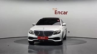 MERCEDES BENZ E-CLASS W213 2019