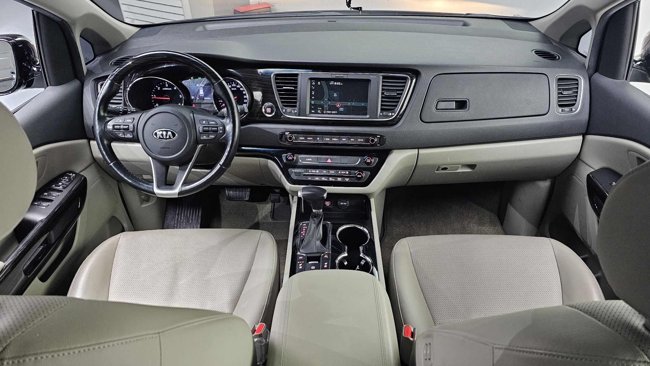 KIA CARNIVAL 2019