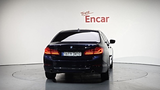 BMW 5-SERIES G30 2020