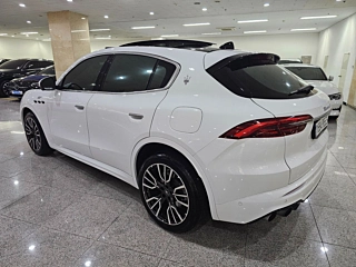 Заказать MASERATI GRECALE