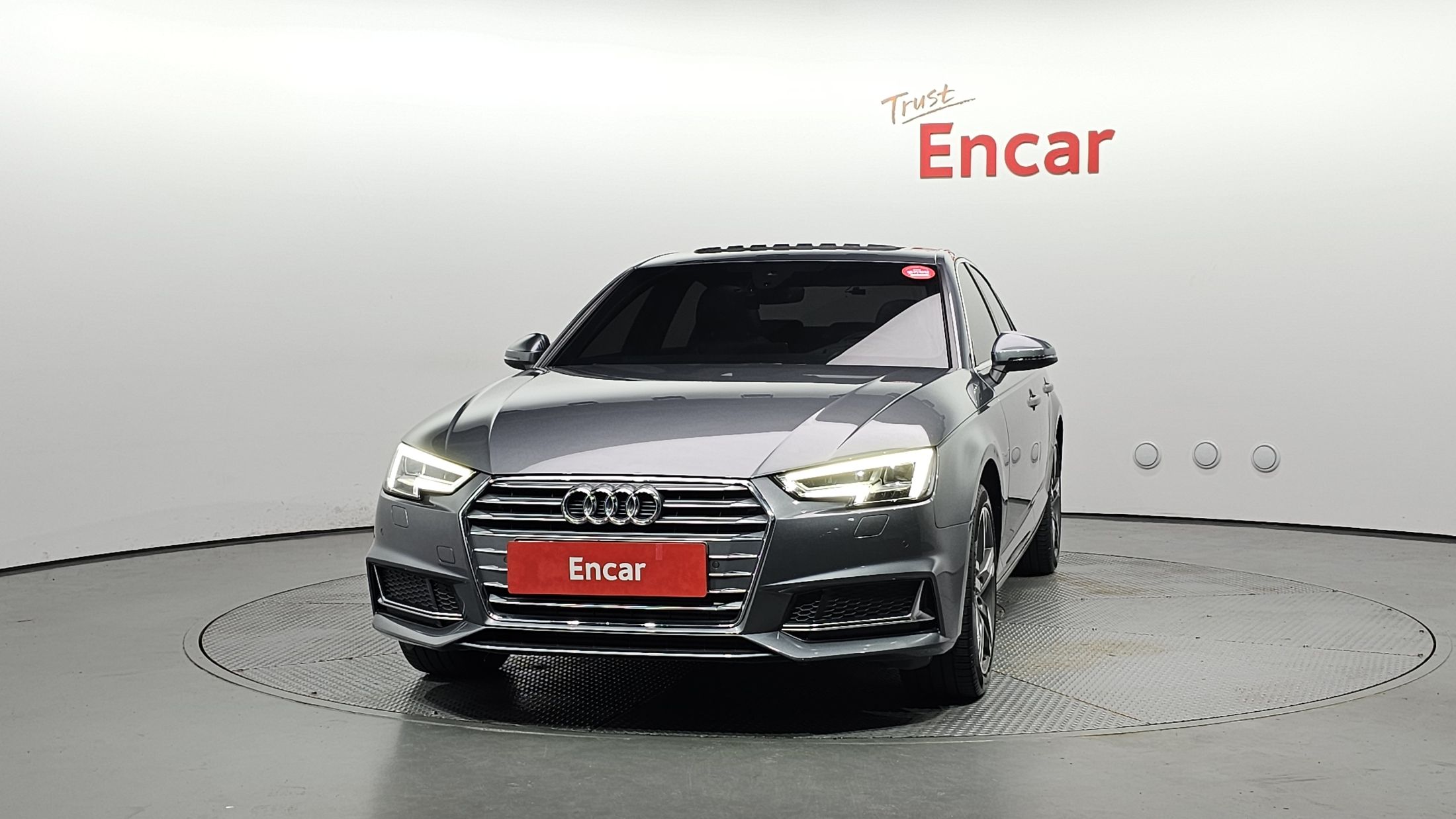 AUDI A4 B9 2019