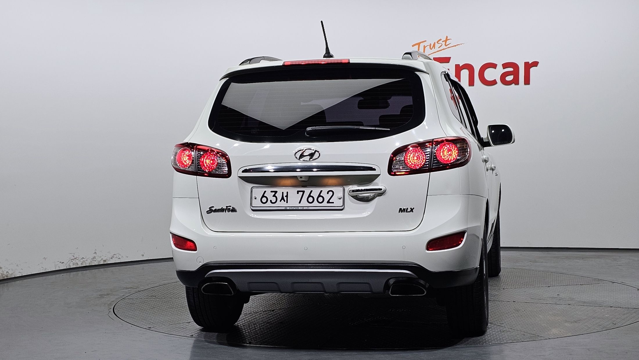 HYUNDAI SANTAFE CM 2011