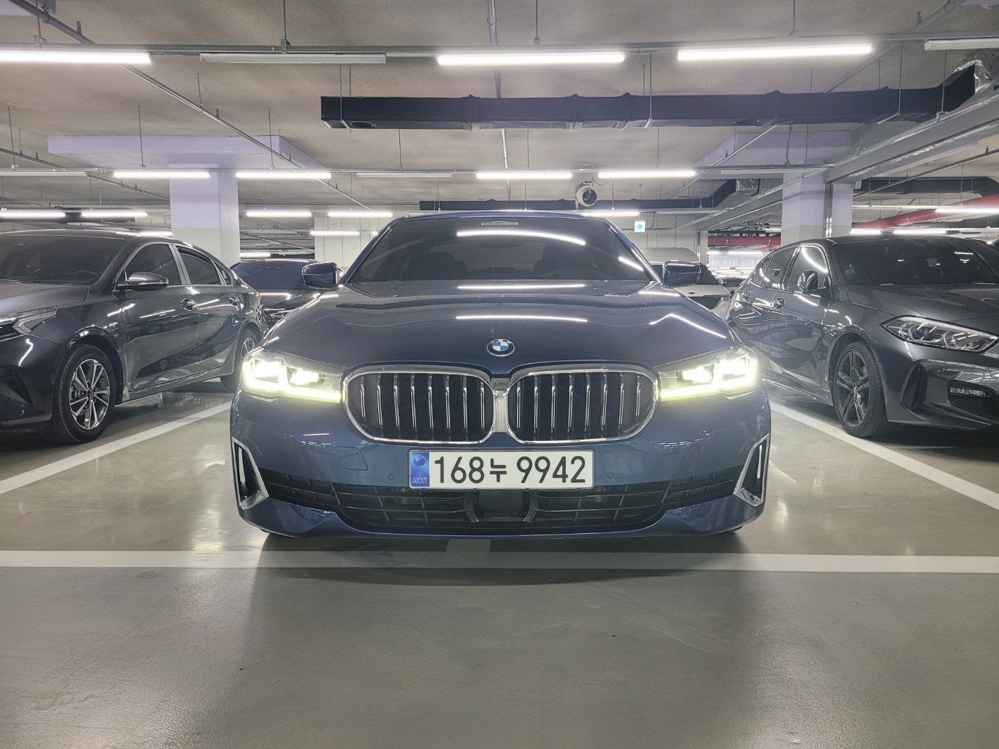 BMW 5-SERIES G30 2020