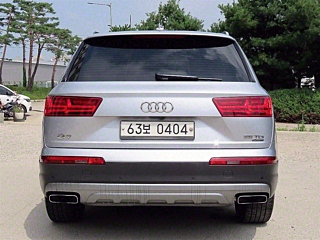 AUDI Q7 4M 2016