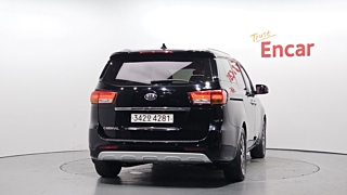 KIA CARNIVAL 2017
