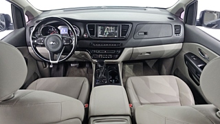 KIA CARNIVAL 2017