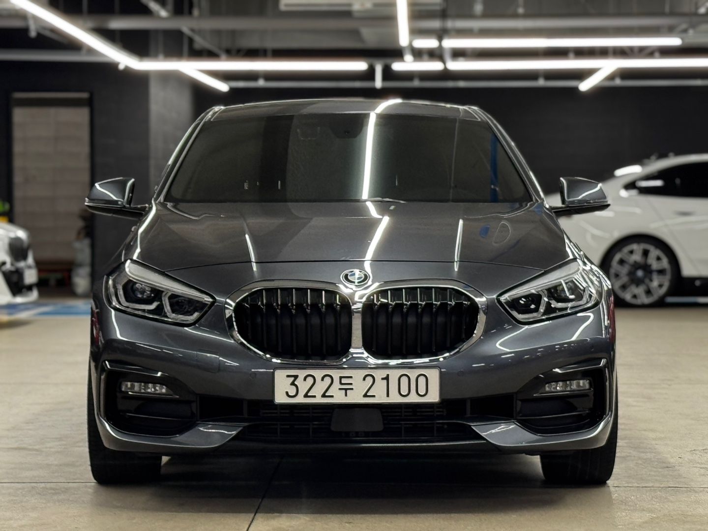 BMW 1-SERIES F40 2020