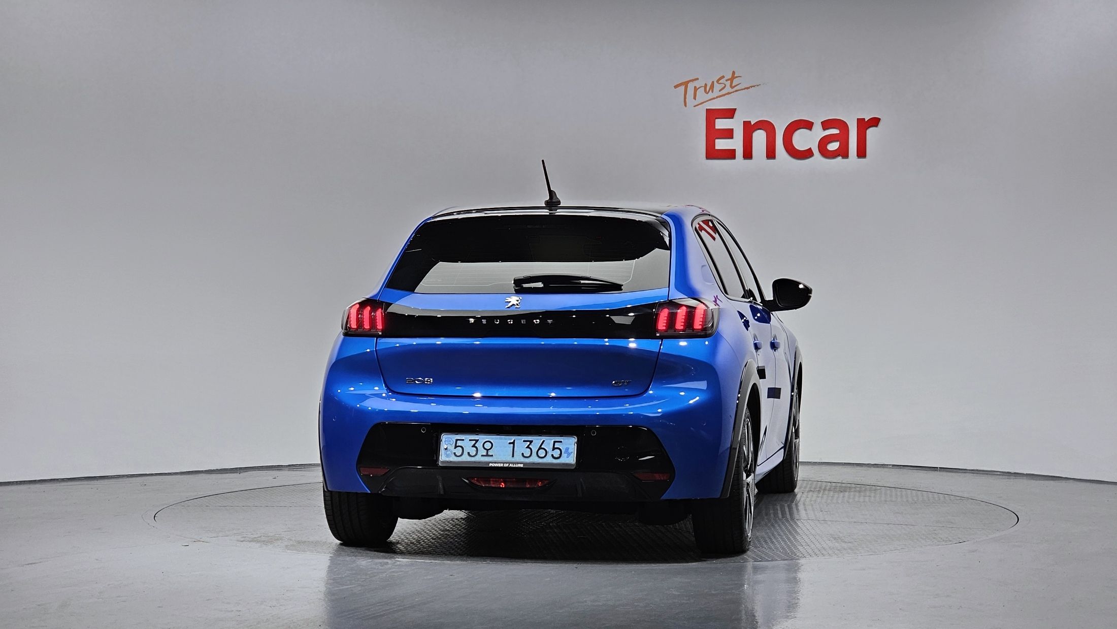 PEUGEOT E-208 2022